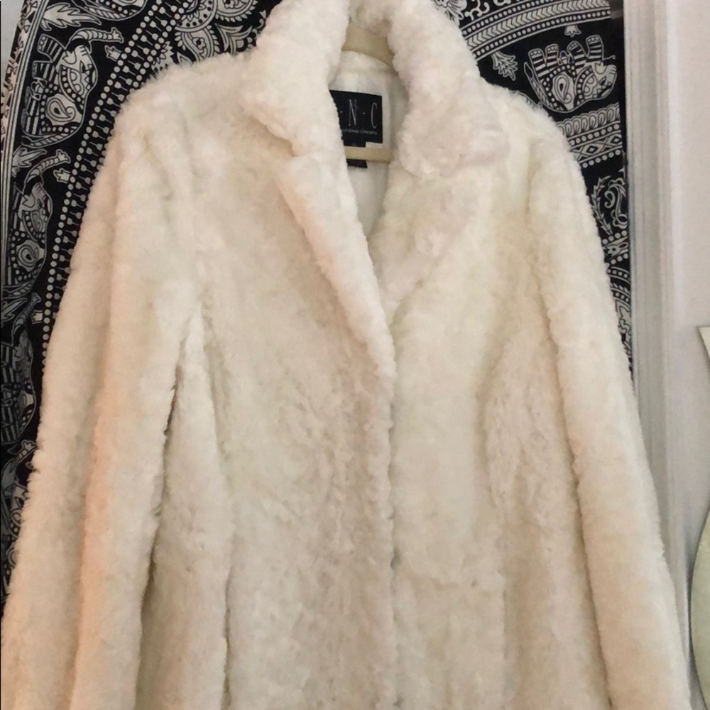 I.N.C. FAUX FUR FULL LENGTH COAT AT BLOOMINGDALES - Picture 2 of 8